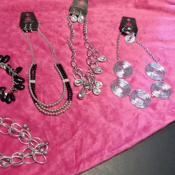 paparazzi Jewelry - 5 Paparazzi Silver Necklaces